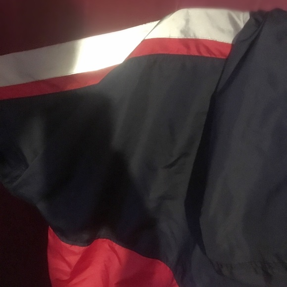 Windbreaker - Picture 3 of 3